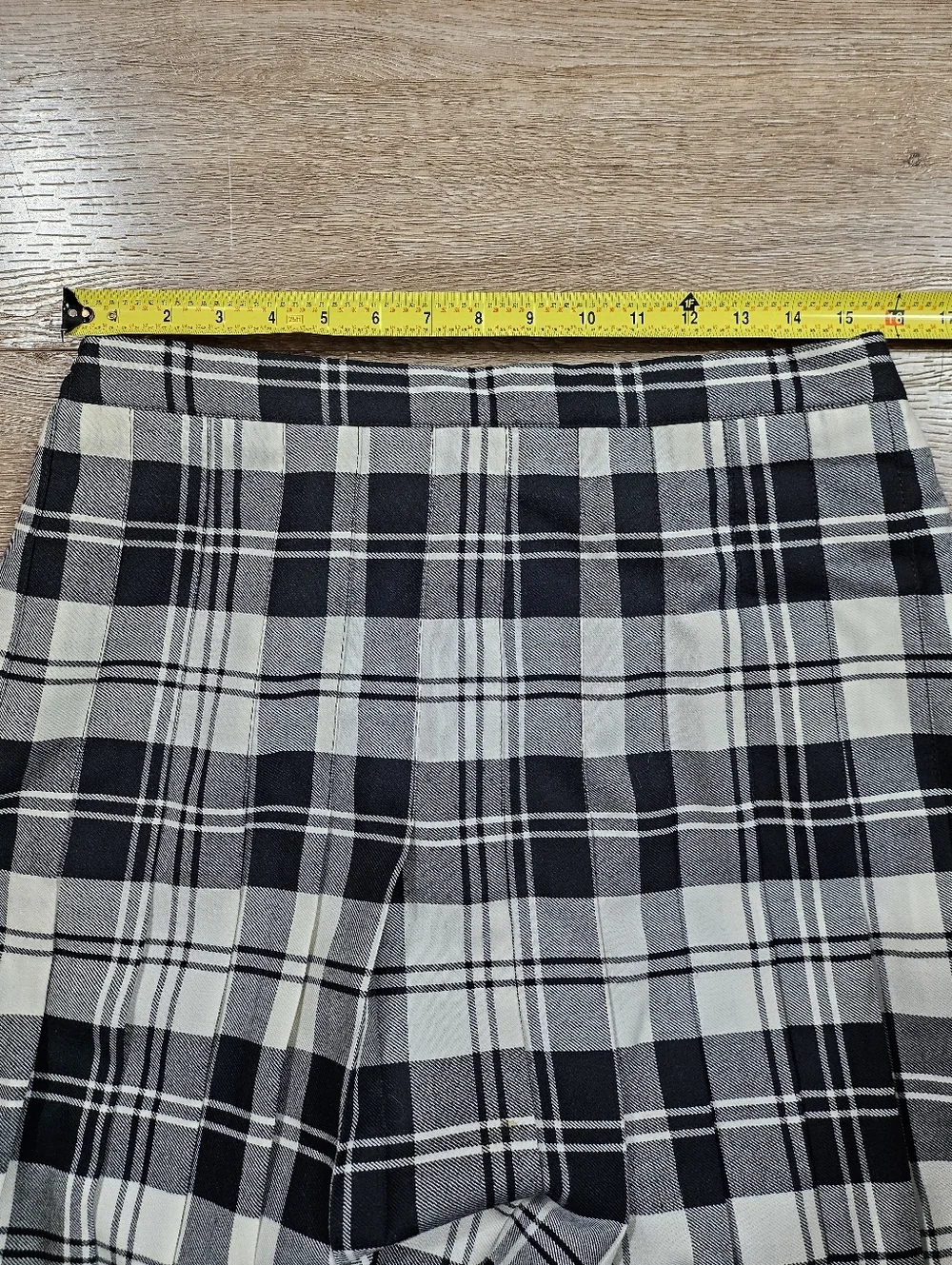 O'Neil Of Dublin 100% Wool Black & White Tartan Plaid Pleated Midi Skirt